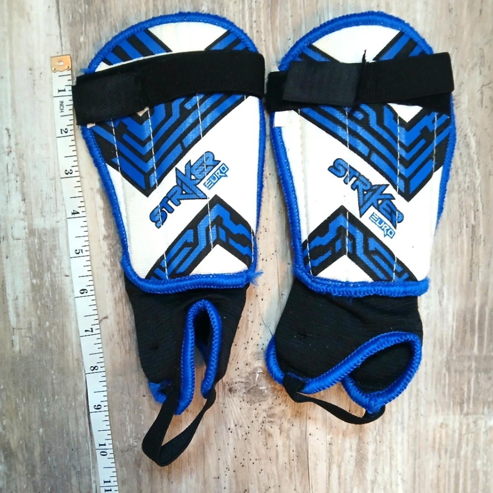 Striker Euro Blue & White Children's Soccer Shin Guards